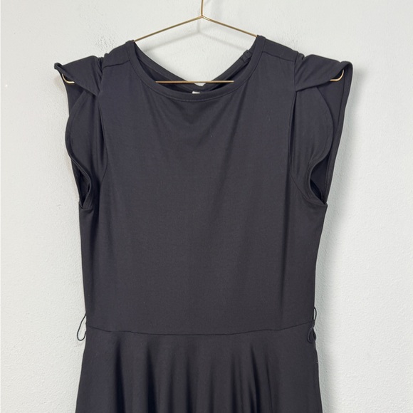 NWT Pact Womens Black Fit & Flare Petal Sleeve Mini Dress M Minimalist Twee - Picture 5 of 13